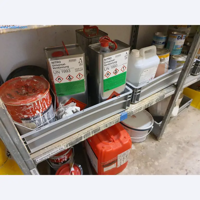 Holzbearbeitende- und metallbearbeitende Maschinen und Warenlager eines Fertighausherstellers -3