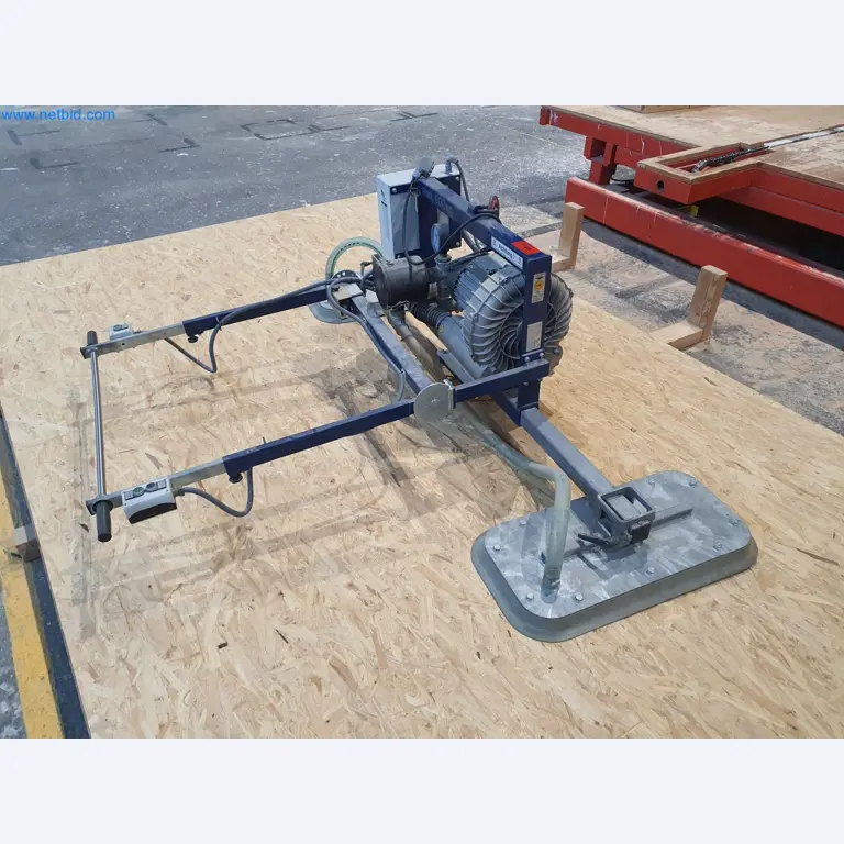 Maszyny do obróbki drewna i metalu oraz magazyn producenta domów prefabrykowanych-1