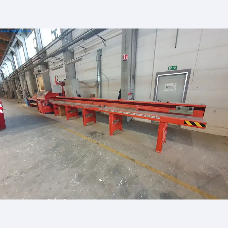 Holzbearbeitende- und metallbearbeitende Maschinen und Warenlager eines Fertighausherstellers -8