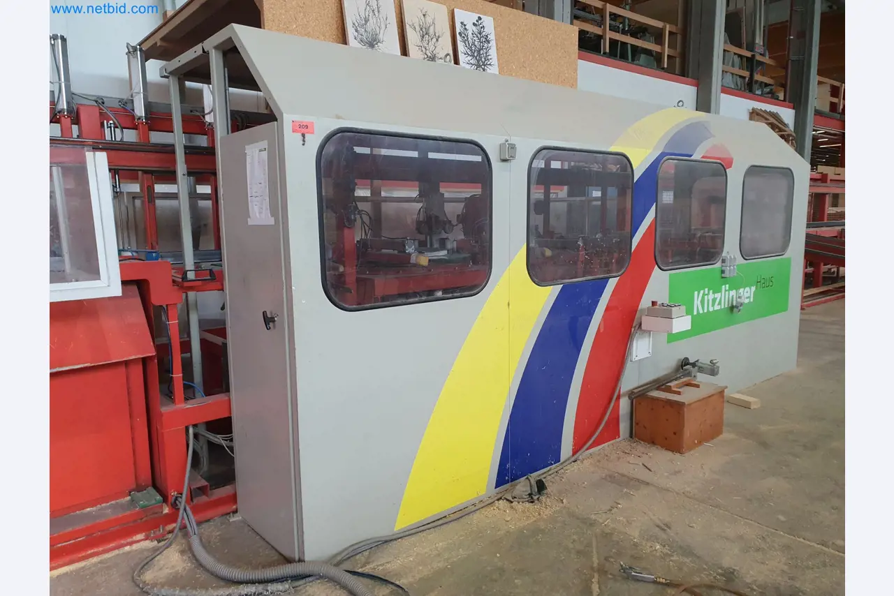 Holzbearbeitende- und metallbearbeitende Maschinen und Warenlager eines Fertighausherstellers -3