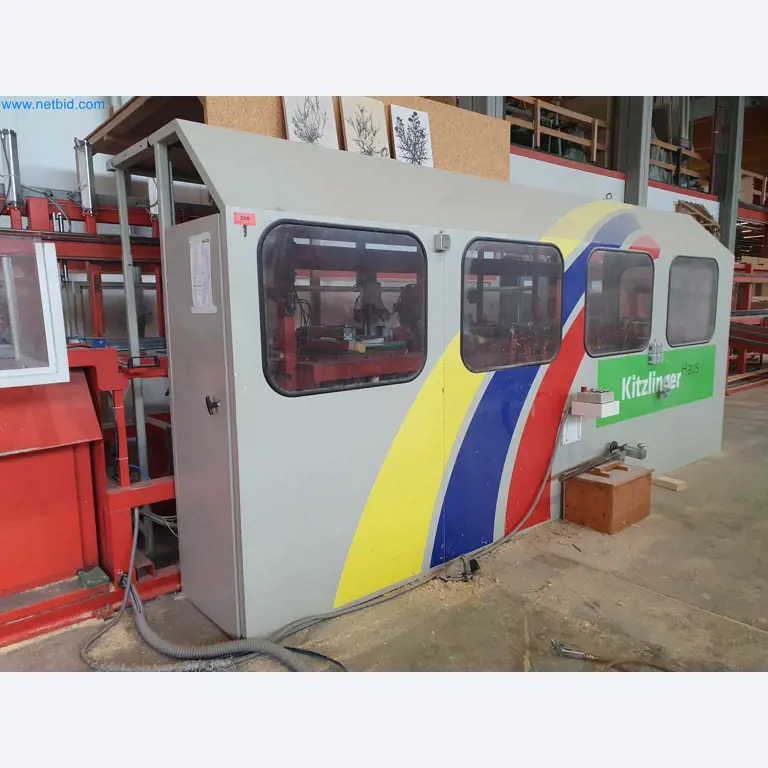 Holzbearbeitende- und metallbearbeitende Maschinen und Warenlager eines Fertighausherstellers -3