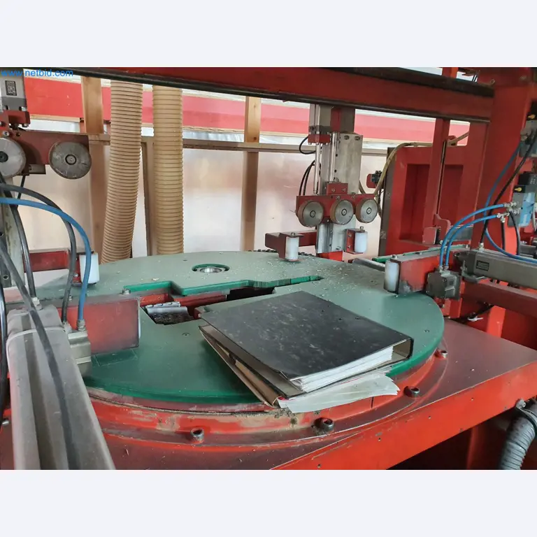 Holzbearbeitende- und metallbearbeitende Maschinen und Warenlager eines Fertighausherstellers -8