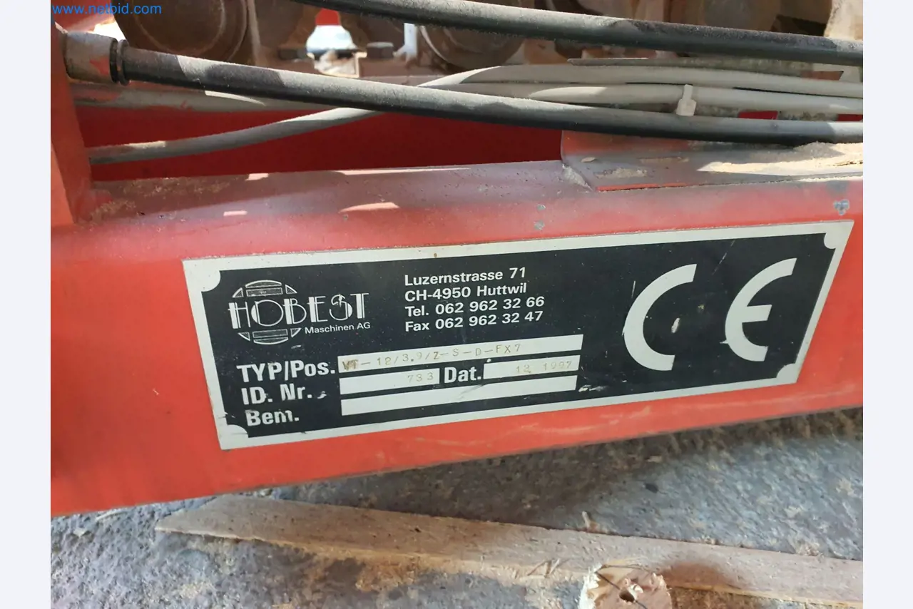 Holzbearbeitende- und metallbearbeitende Maschinen und Warenlager eines Fertighausherstellers -9