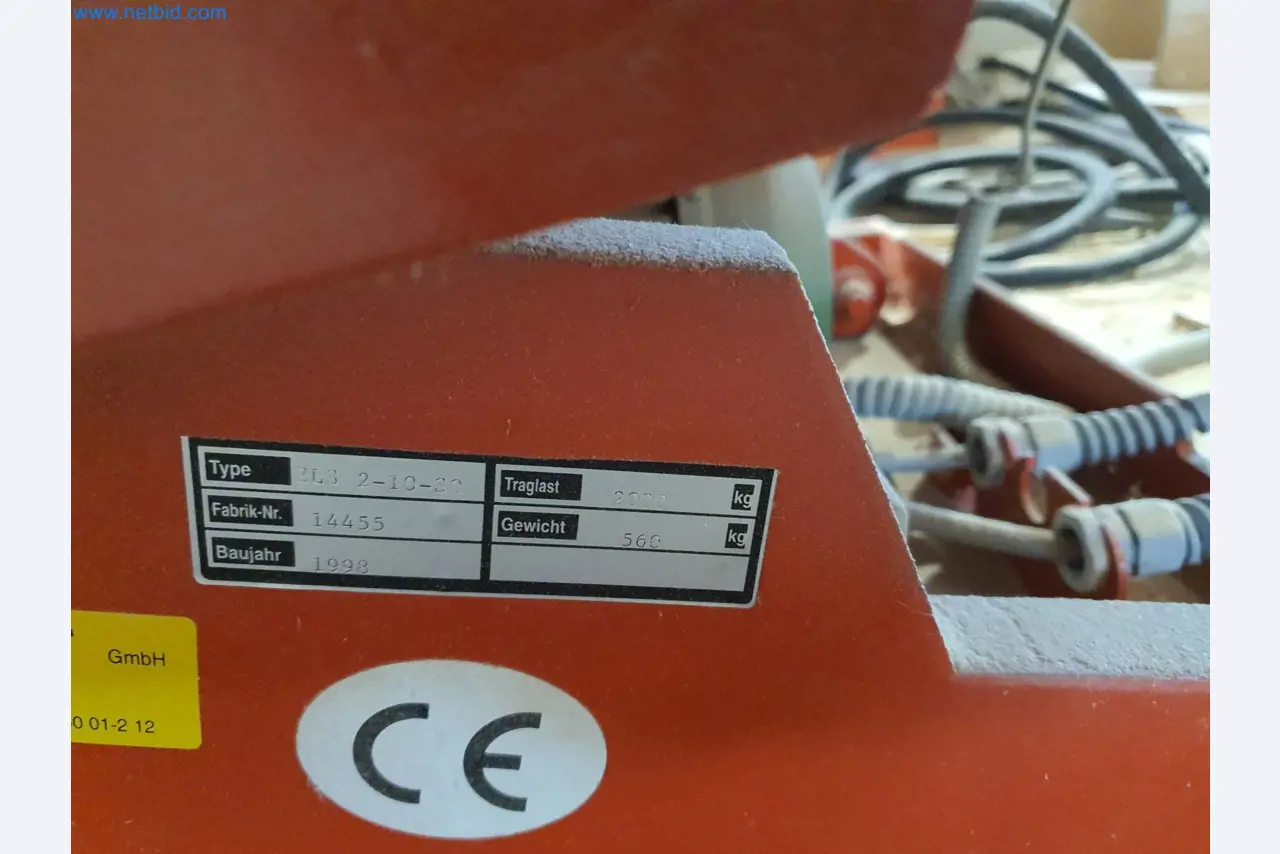 Holzbearbeitende- und metallbearbeitende Maschinen und Warenlager eines Fertighausherstellers -3