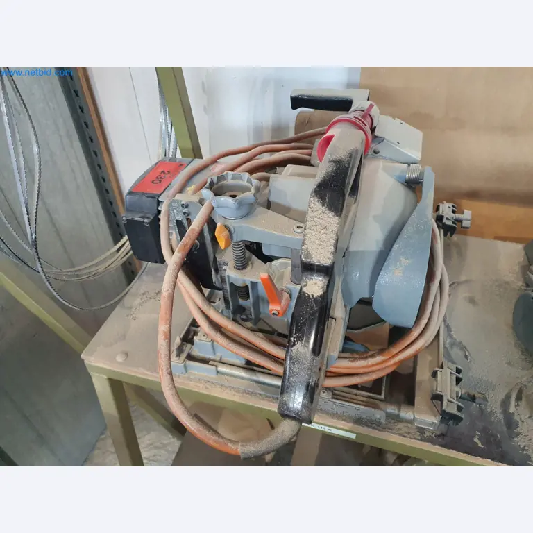 Maszyny do obróbki drewna i metalu oraz magazyn producenta domów prefabrykowanych-1