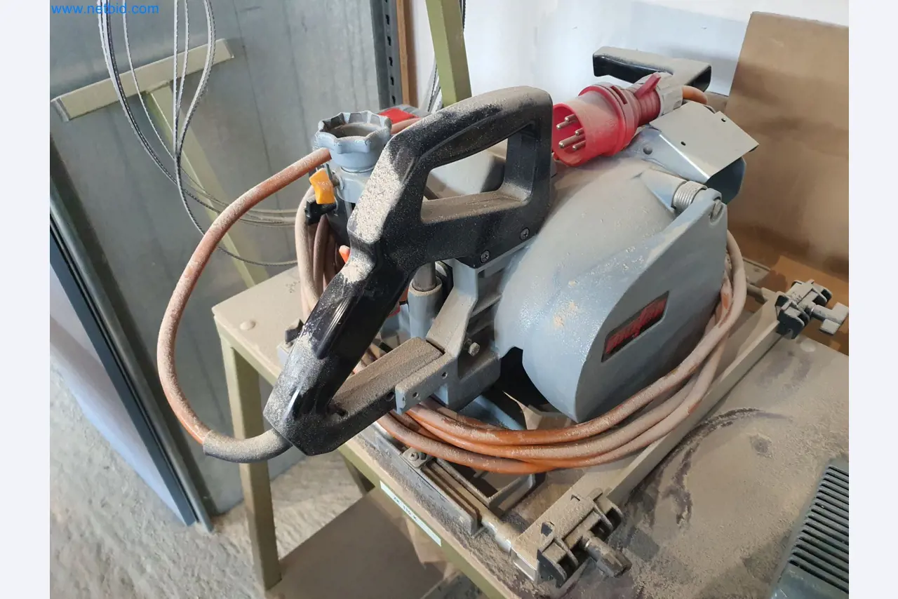 Maszyny do obróbki drewna i metalu oraz magazyn producenta domów prefabrykowanych-2