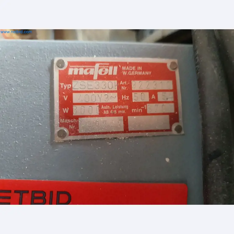 Holzbearbeitende- und metallbearbeitende Maschinen und Warenlager eines Fertighausherstellers -2