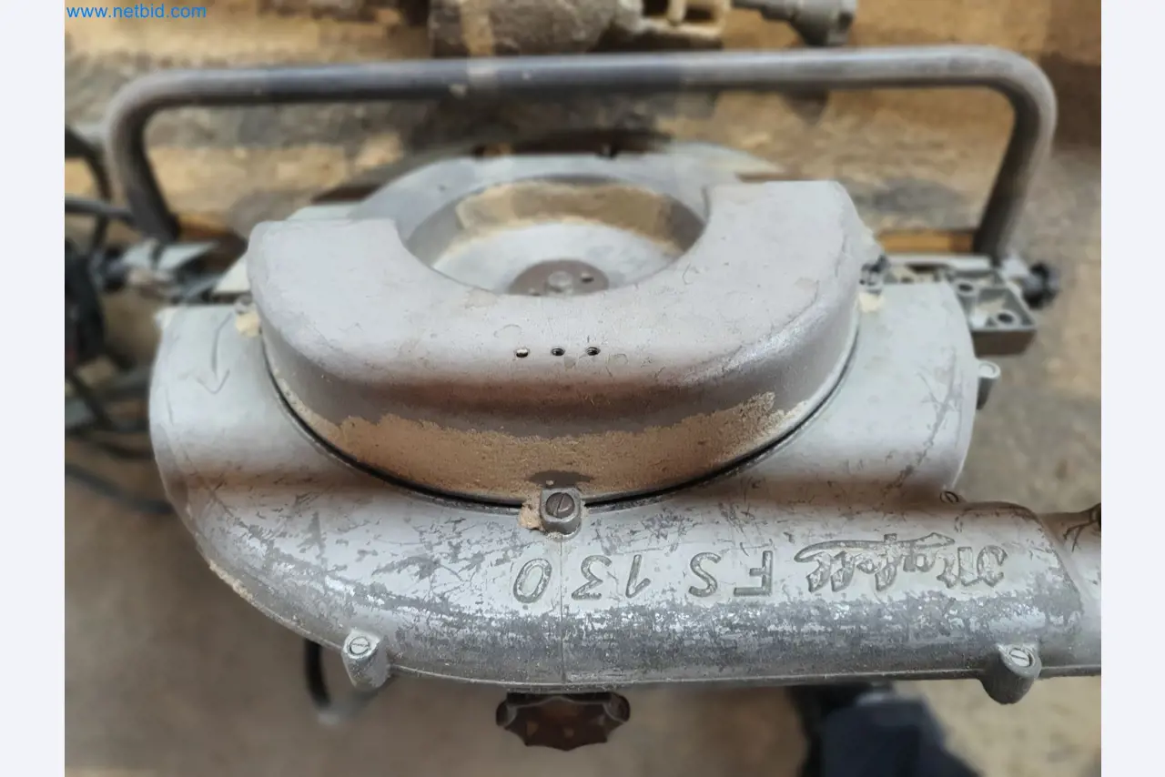 Holzbearbeitende- und metallbearbeitende Maschinen und Warenlager eines Fertighausherstellers -4