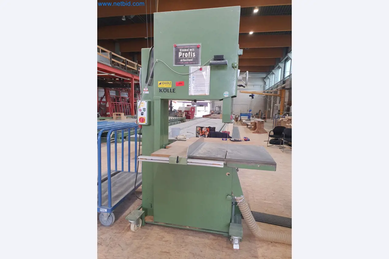 Holzbearbeitende- und metallbearbeitende Maschinen und Warenlager eines Fertighausherstellers -1