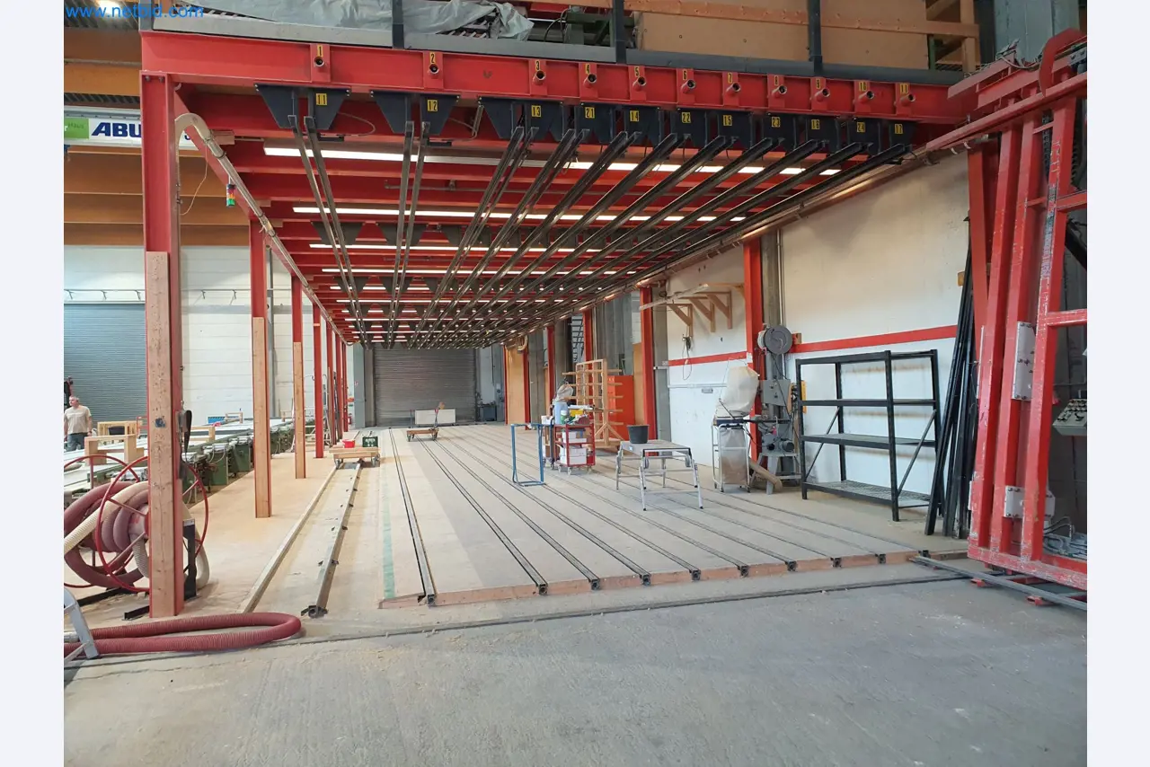 Holzbearbeitende- und metallbearbeitende Maschinen und Warenlager eines Fertighausherstellers -3