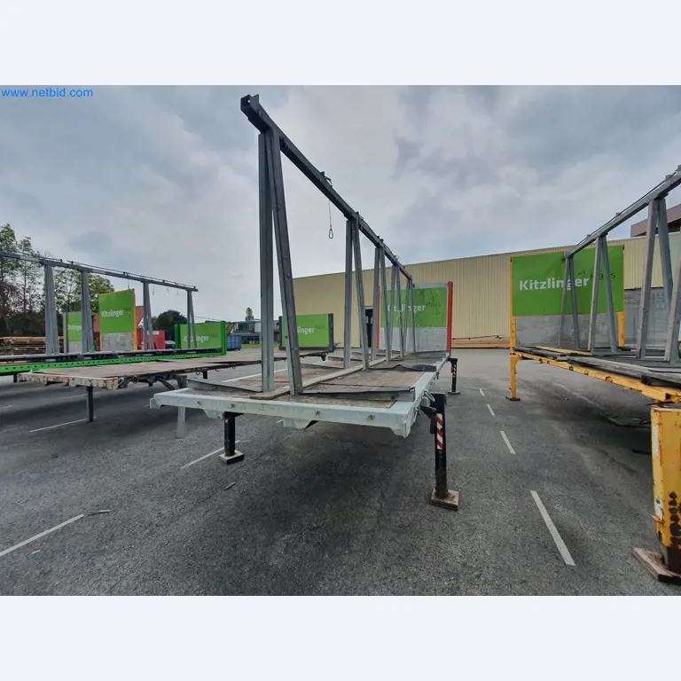 Holzbearbeitende- und metallbearbeitende Maschinen und Warenlager eines Fertighausherstellers -2