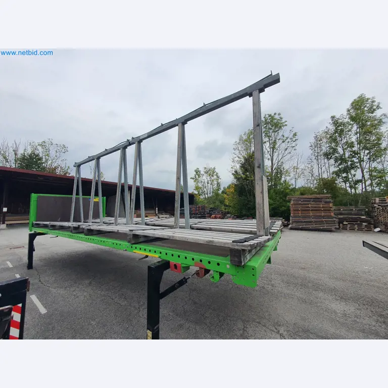 Holzbearbeitende- und metallbearbeitende Maschinen und Warenlager eines Fertighausherstellers -2