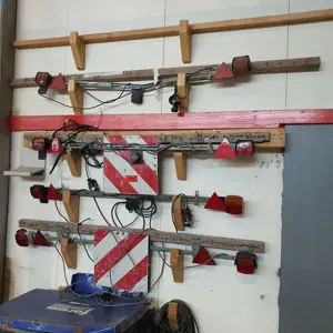 1 Posten Endbeleuchtungen