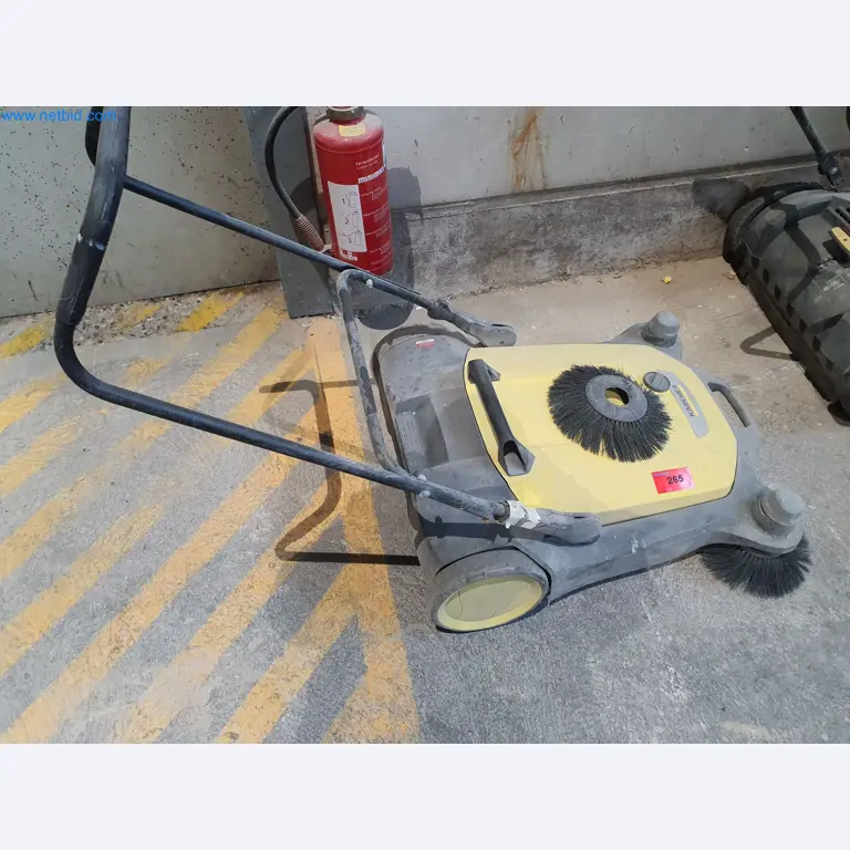 Holzbearbeitende- und metallbearbeitende Maschinen und Warenlager eines Fertighausherstellers -3