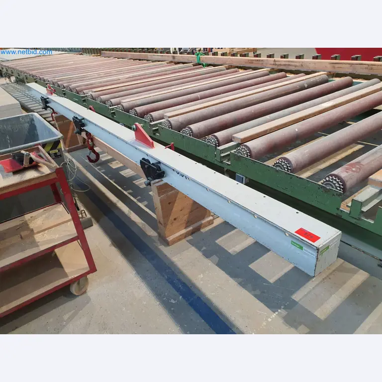 Maszyny do obróbki drewna i metalu oraz magazyn producenta domów prefabrykowanych-1