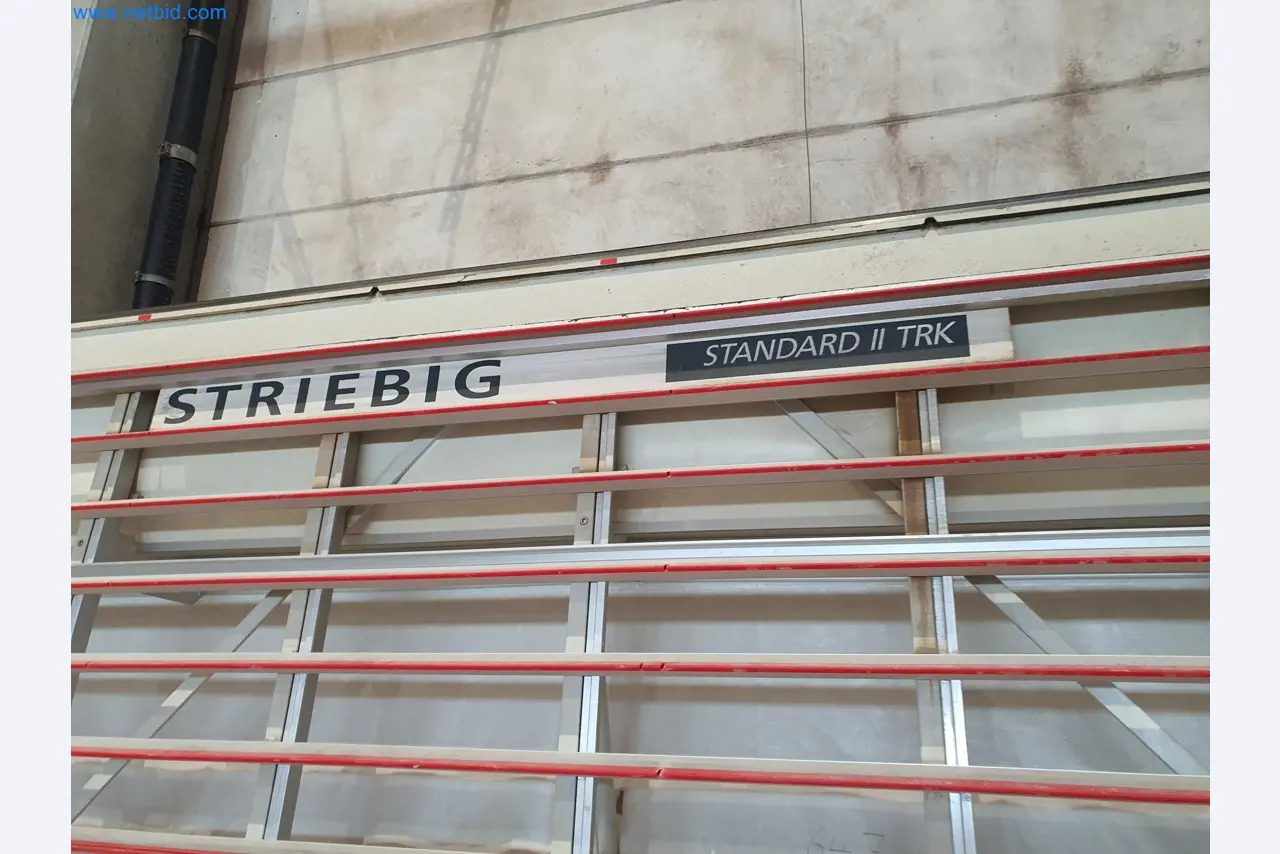 Maszyny do obróbki drewna i metalu oraz magazyn producenta domów prefabrykowanych-5