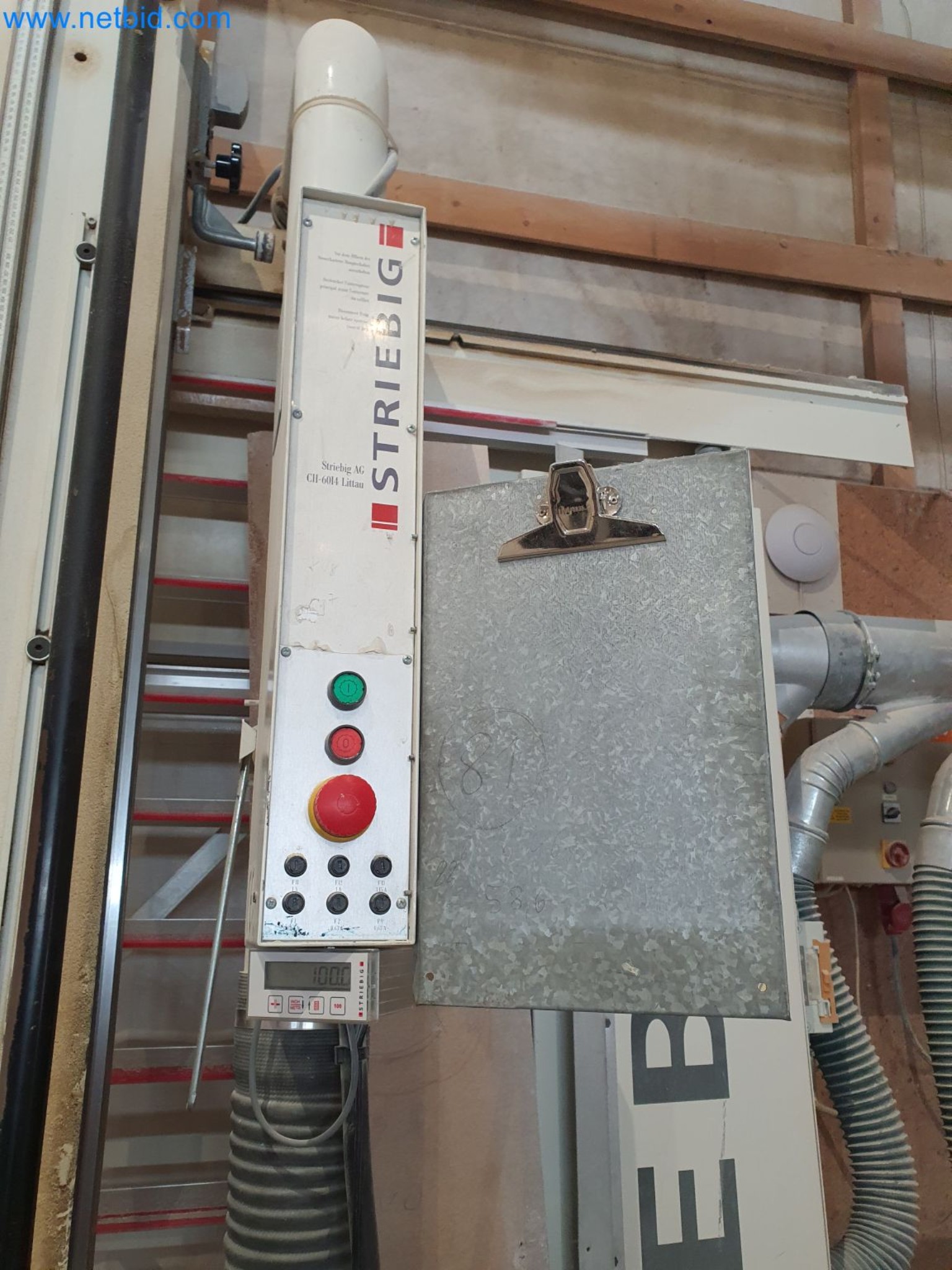 Maszyny do obróbki drewna i metalu oraz magazyn producenta domów prefabrykowanych-7