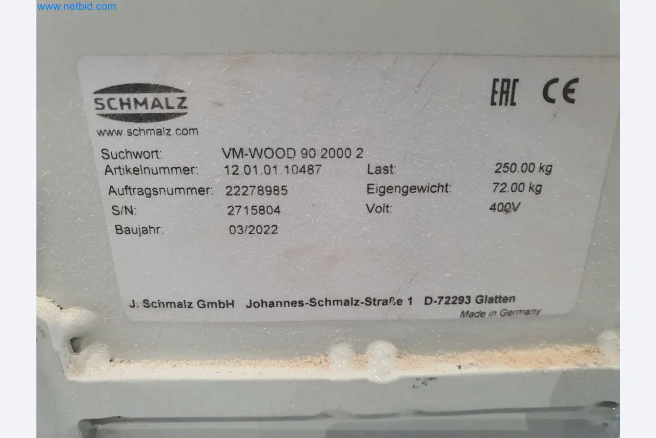 Machines pour le travail du bois et du métal et entrepôt d'un fabricant de maisons préfabriquées-2