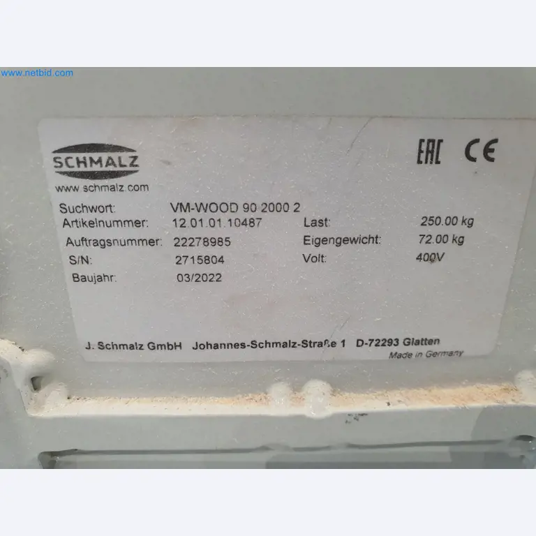 Machines pour le travail du bois et du métal et entrepôt d'un fabricant de maisons préfabriquées-2