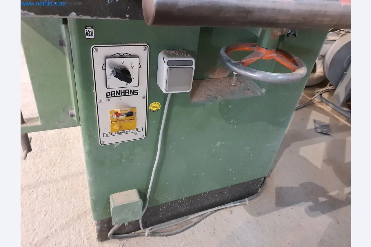 Maszyny do obróbki drewna i metalu oraz magazyn producenta domów prefabrykowanych-3