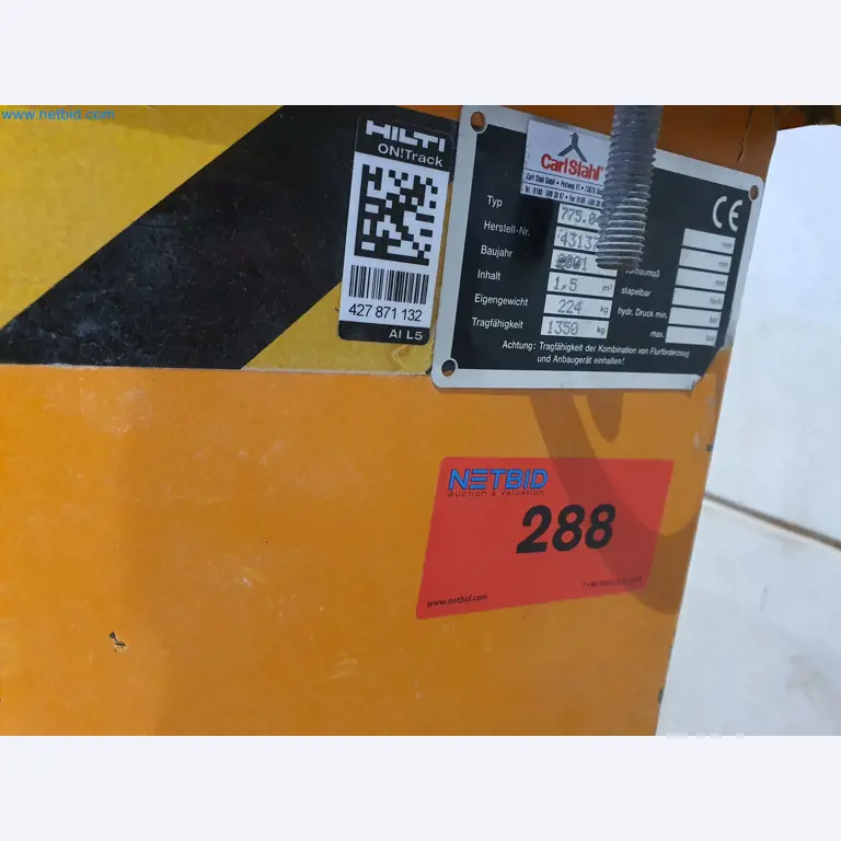 Dřevoobráběcí a kovoobráběcí stroje a sklad výrobce montovaných domů-2