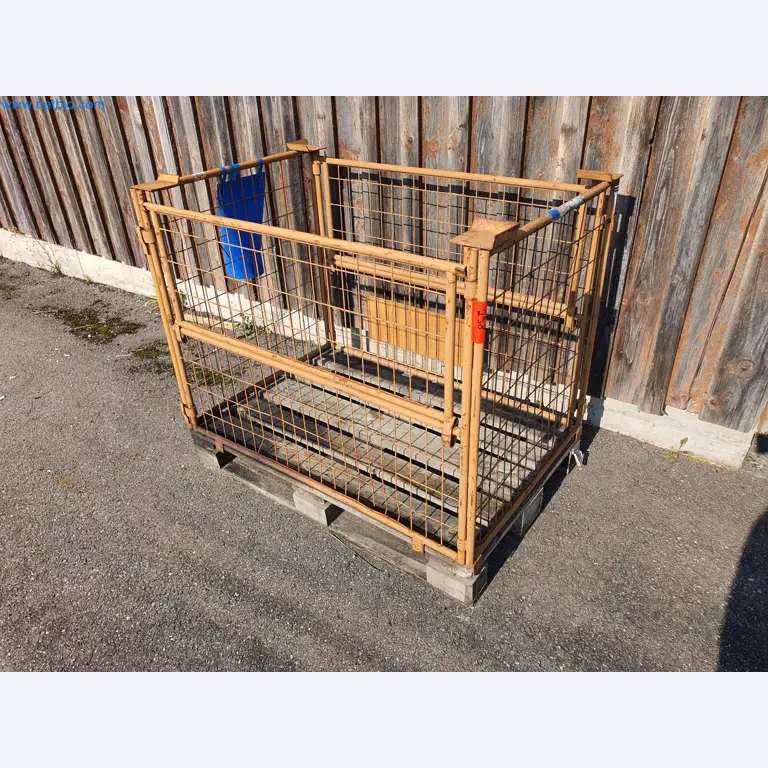 Machines pour le travail du bois et du métal et entrepôt d'un fabricant de maisons préfabriquées-1