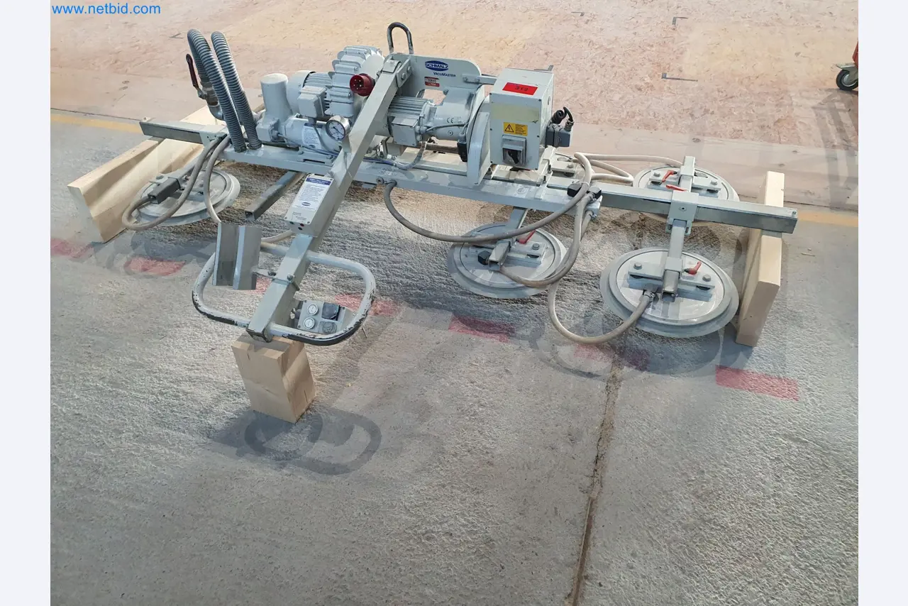 Holzbearbeitende- und metallbearbeitende Maschinen und Warenlager eines Fertighausherstellers -1