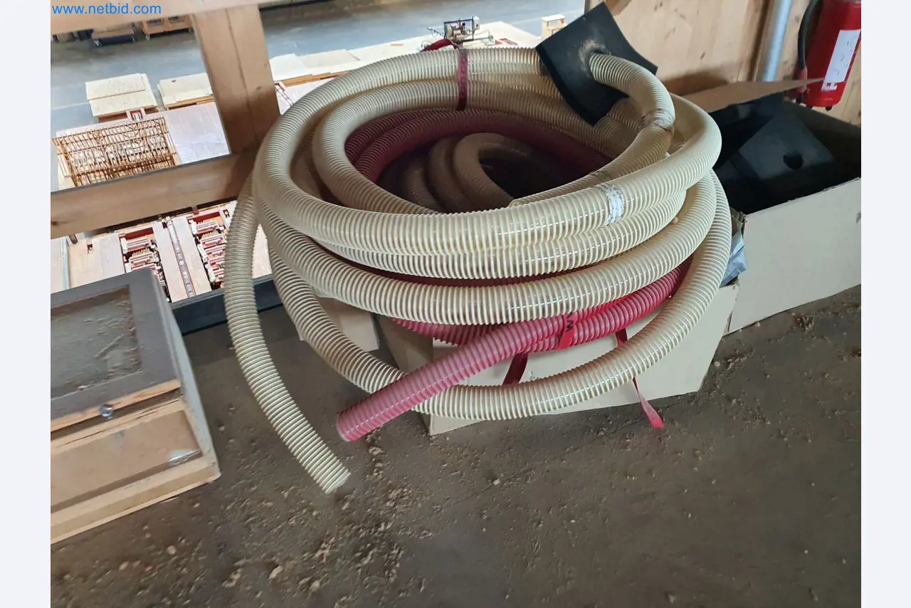 Holzbearbeitende- und metallbearbeitende Maschinen und Warenlager eines Fertighausherstellers -4