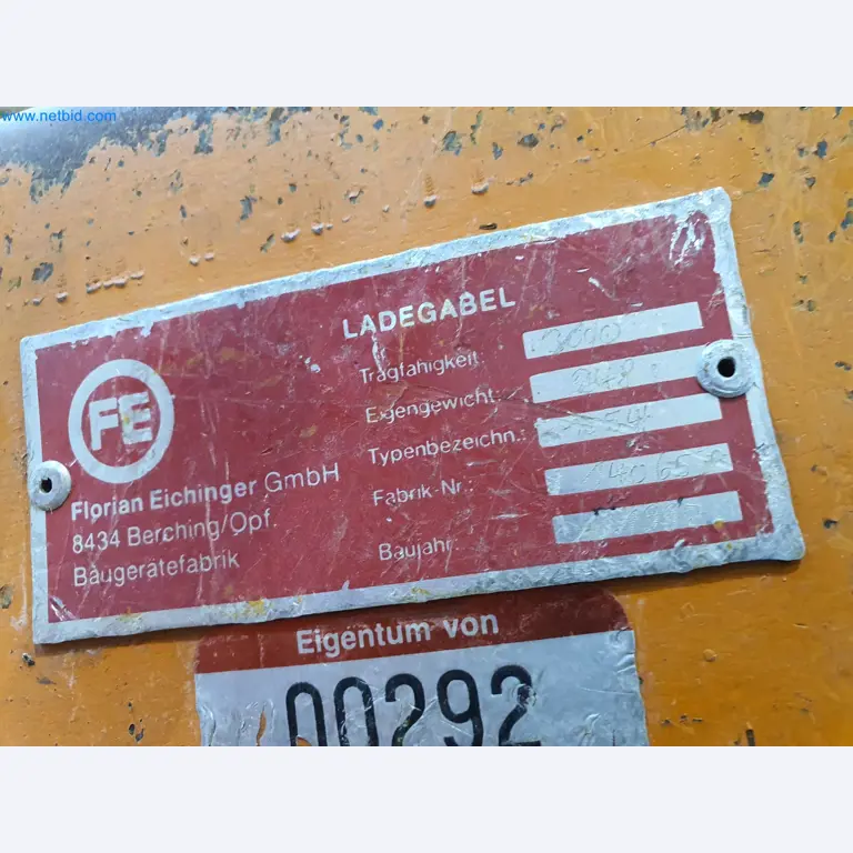 Holzbearbeitende- und metallbearbeitende Maschinen und Warenlager eines Fertighausherstellers -2