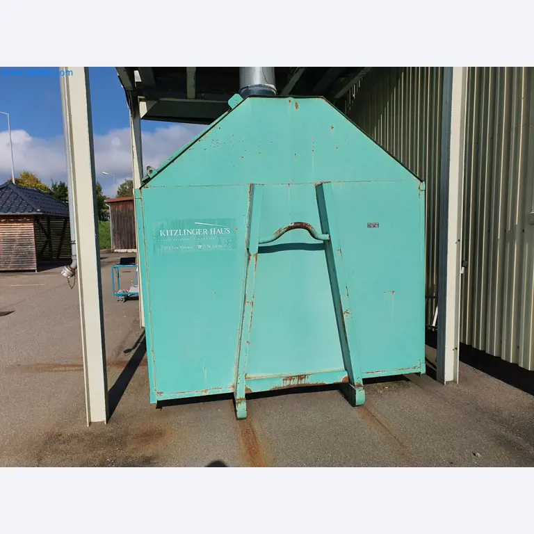 Woodworking and metalworking machines and warehouse of a prefabricated house manufacturer-3