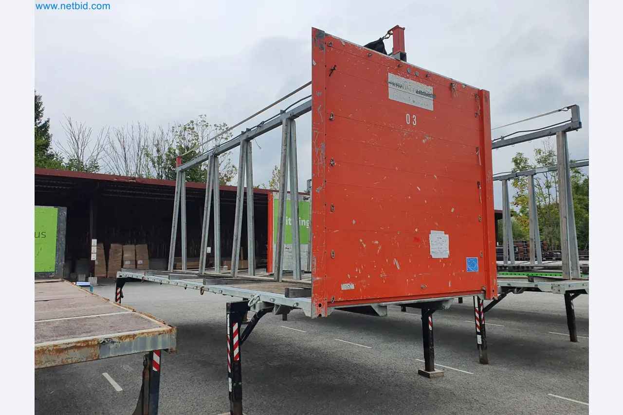 Woodworking and metalworking machines and warehouse of a prefabricated house manufacturer-1