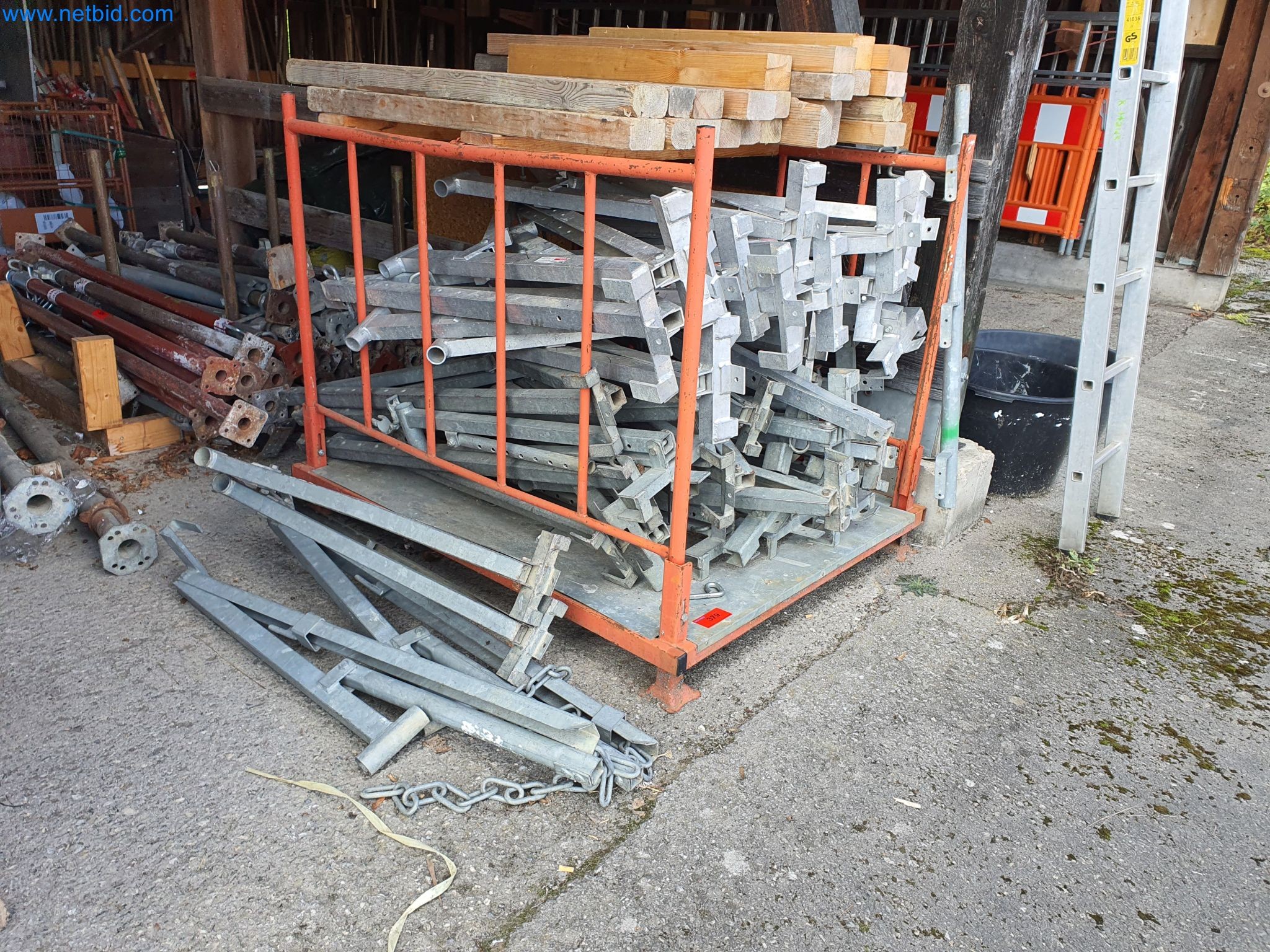 Maszyny do obróbki drewna i metalu oraz magazyn producenta domów prefabrykowanych-2