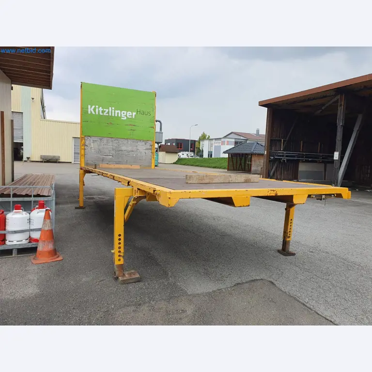 Woodworking and metalworking machines and warehouse of a prefabricated house manufacturer-2