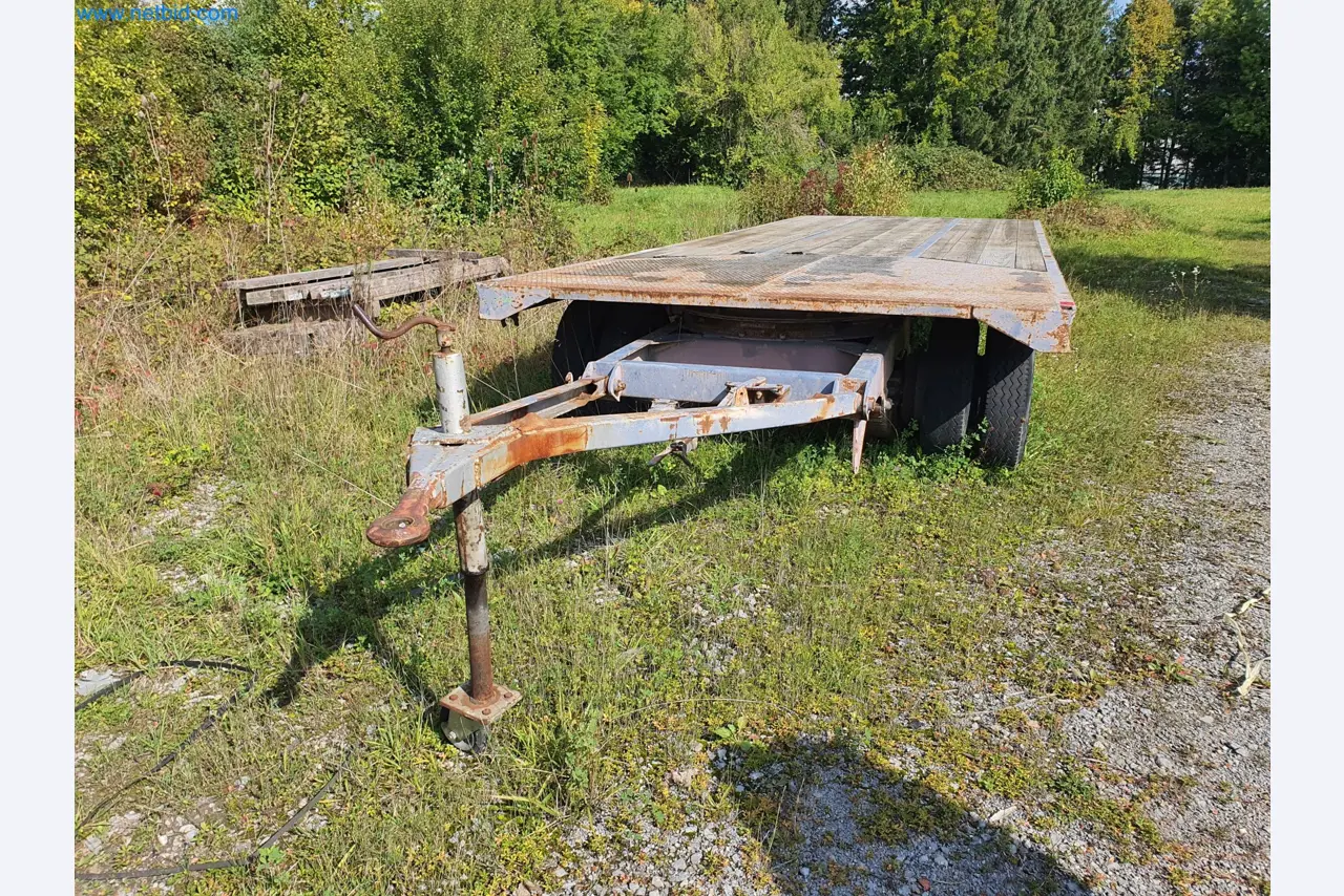 Woodworking and metalworking machines and warehouse of a prefabricated house manufacturer-1