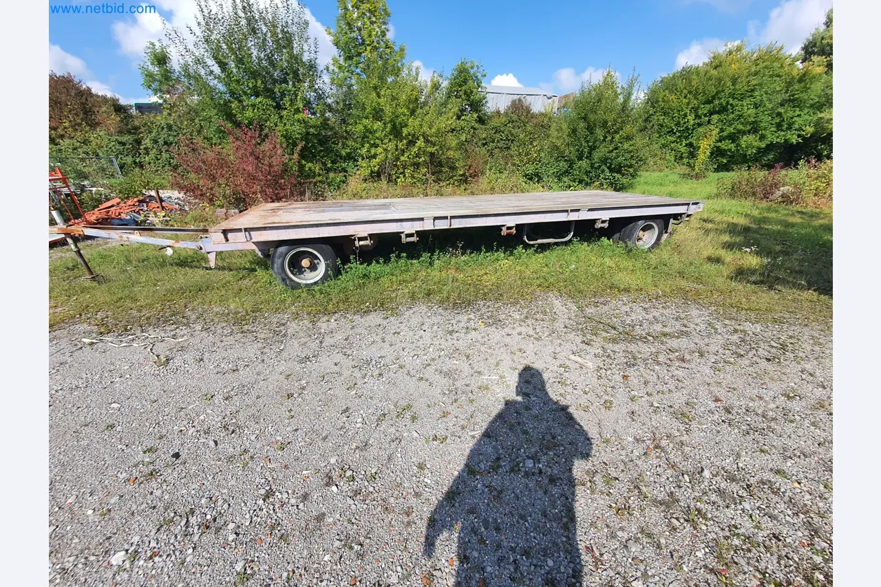 Woodworking and metalworking machines and warehouse of a prefabricated house manufacturer-2