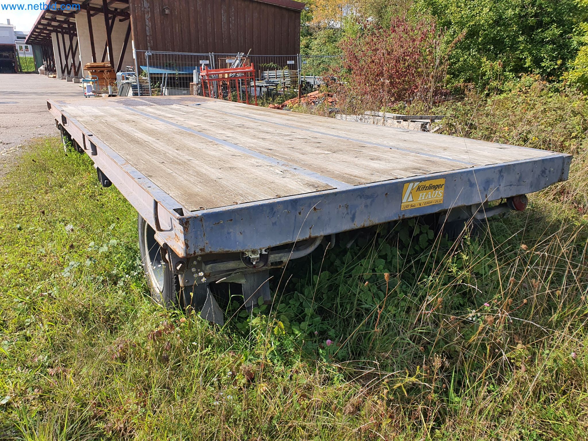 Stroji za obdelavo lesa in kovin ter skladišče proizvajalca montažnih hiš-4