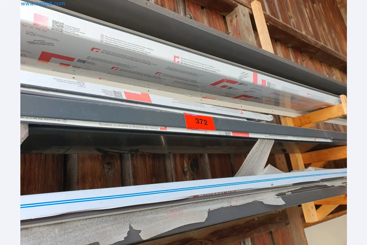 Maszyny do obróbki drewna i metalu oraz magazyn producenta domów prefabrykowanych-2