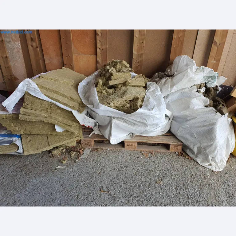 Holzbearbeitende- und metallbearbeitende Maschinen und Warenlager eines Fertighausherstellers -3