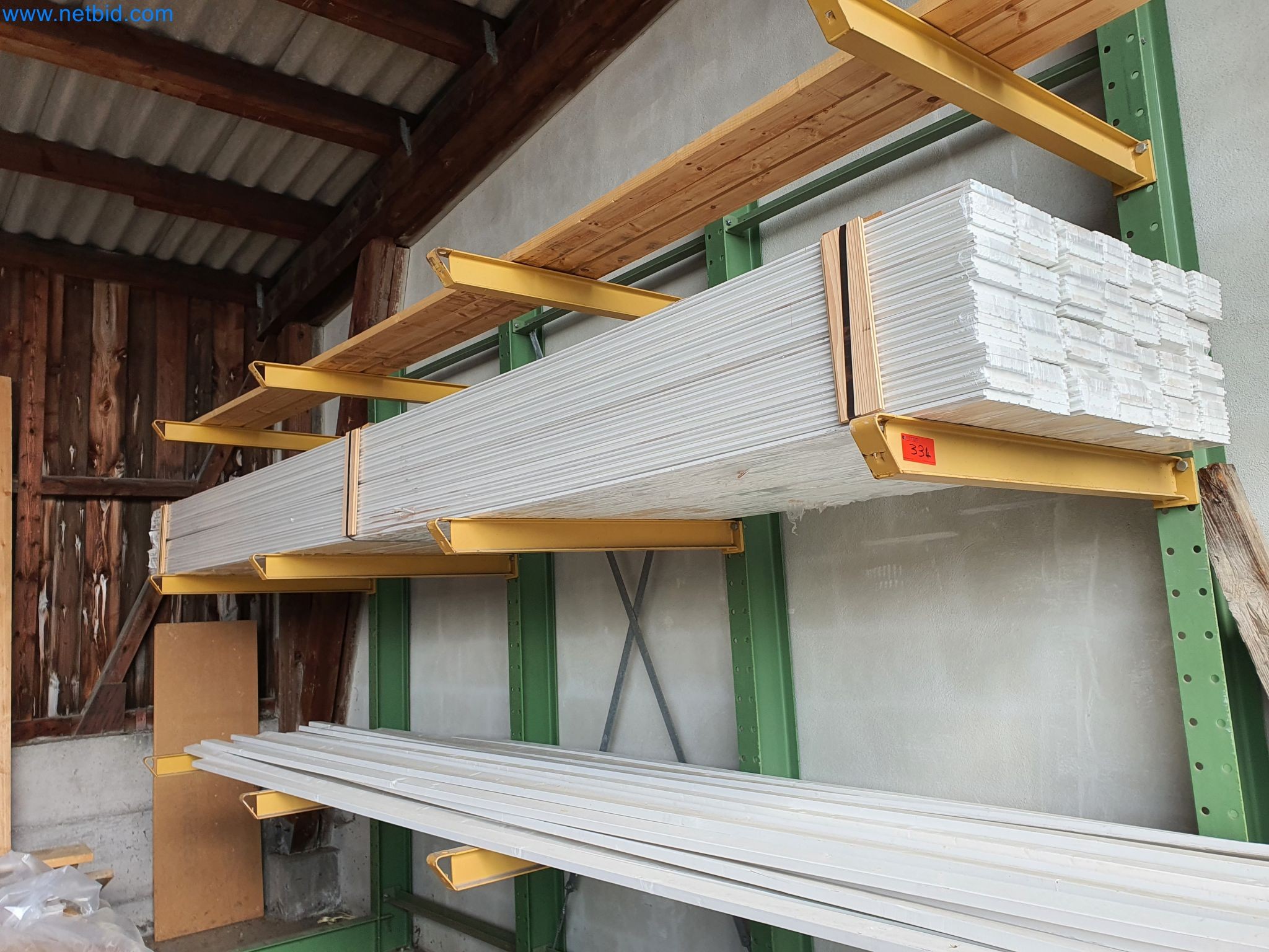 Stroji za obdelavo lesa in kovin ter skladišče proizvajalca montažnih hiš-5