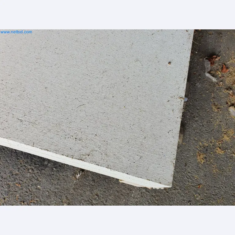 Máquinas para trabajar la madera y el metal y almacén de un fabricante de casas prefabricadas-2