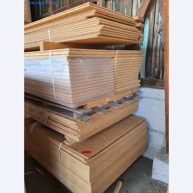 Holzbearbeitende- und metallbearbeitende Maschinen und Warenlager eines Fertighausherstellers -1