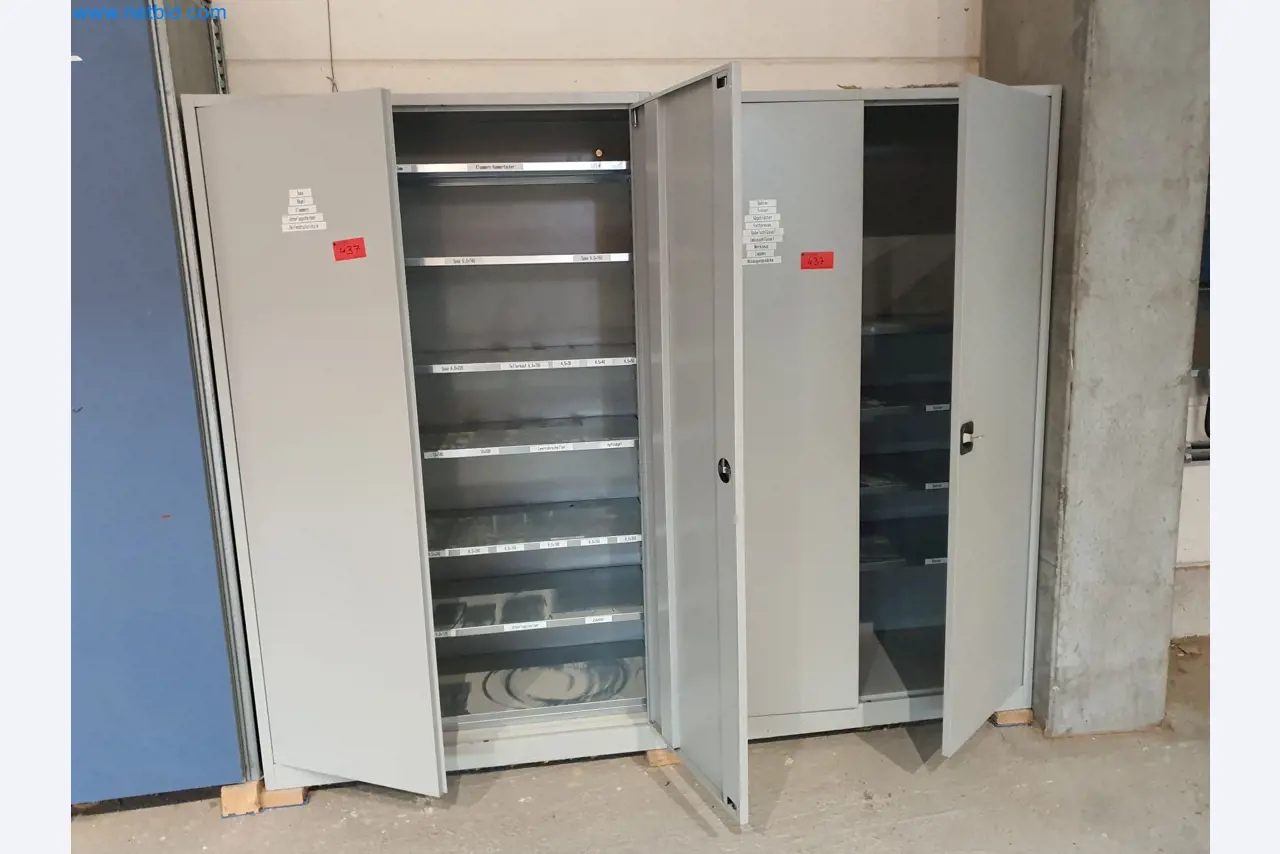 Woodworking and metalworking machines and warehouse of a prefabricated house manufacturer-1