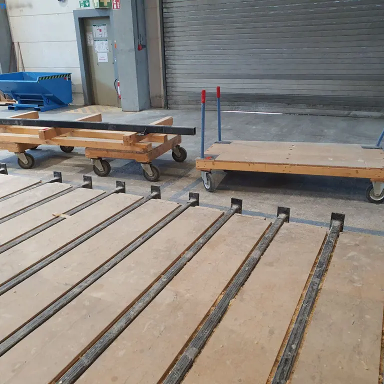 3 Plattform-Transportwagen