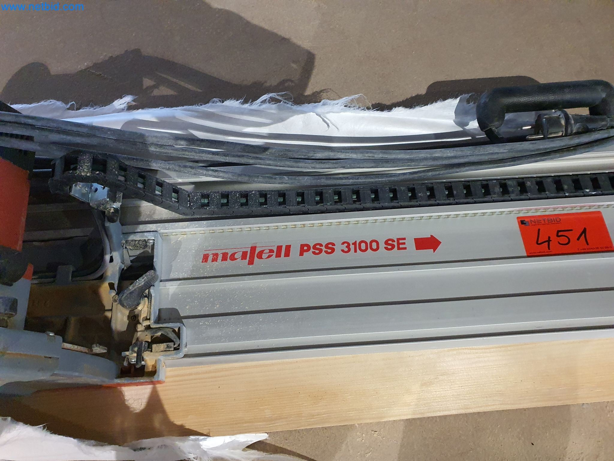 Maszyny do obróbki drewna i metalu oraz magazyn producenta domów prefabrykowanych-2