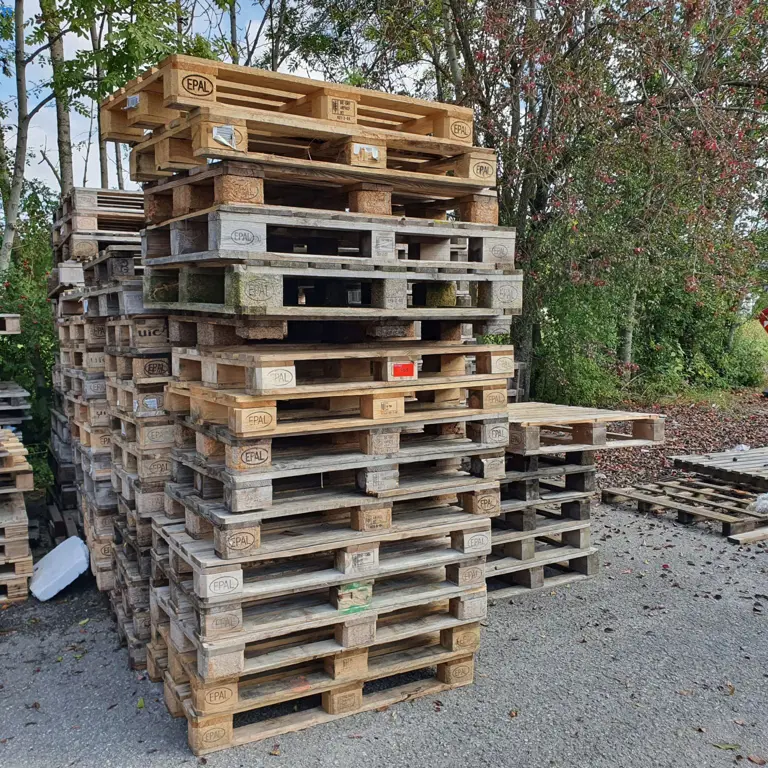 ca. 100 Europaletten