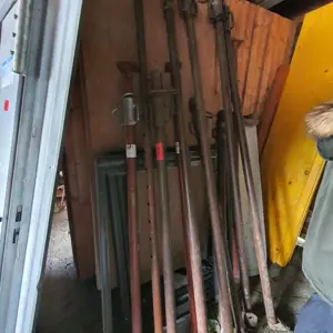 ca. 11 Schrägstützen