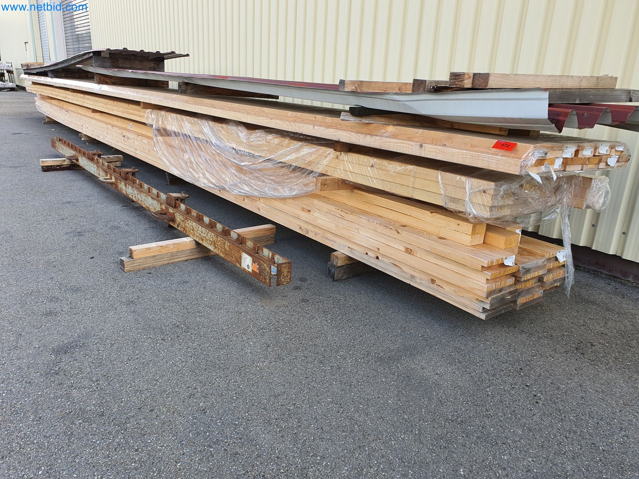 Woodworking and metalworking machines and warehouse of a prefabricated house manufacturer-1