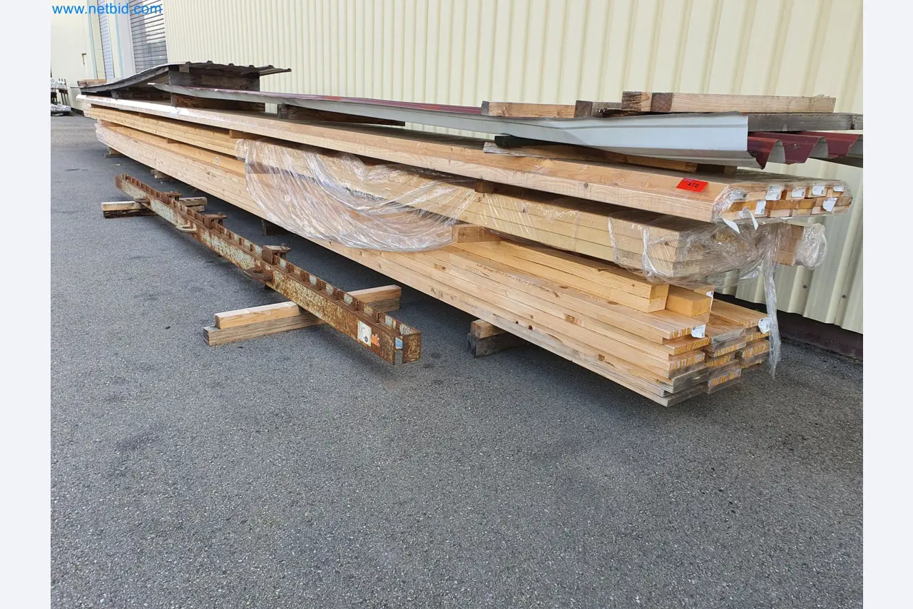 Woodworking and metalworking machines and warehouse of a prefabricated house manufacturer-1