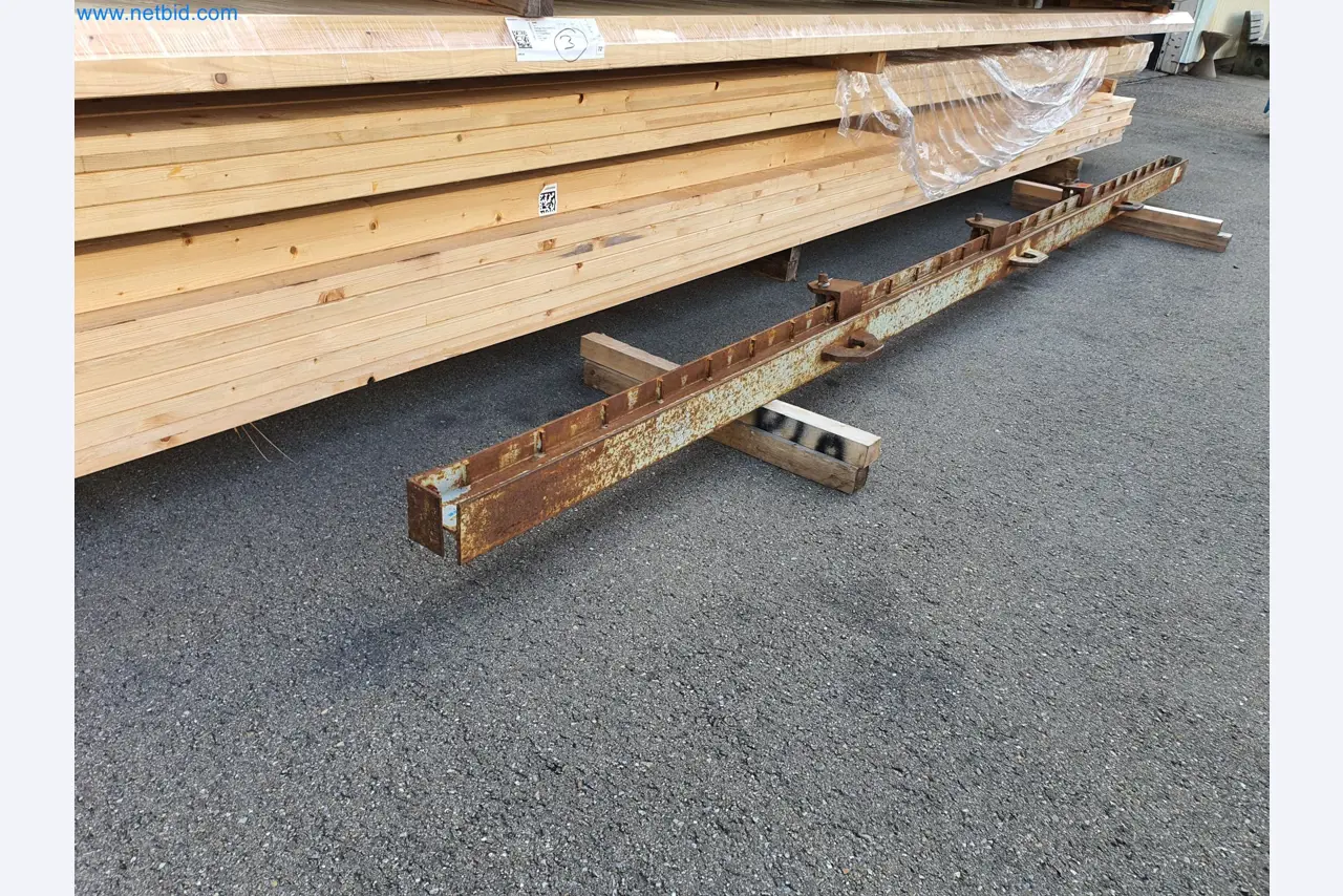 Holzbearbeitende- und metallbearbeitende Maschinen und Warenlager eines Fertighausherstellers -1