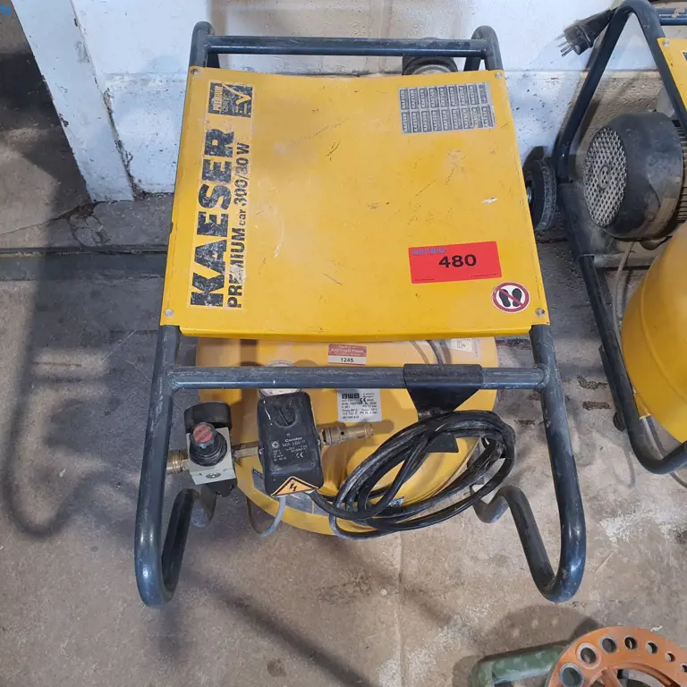 Kolbenkompressor Kaeser Premium CAR 300/30